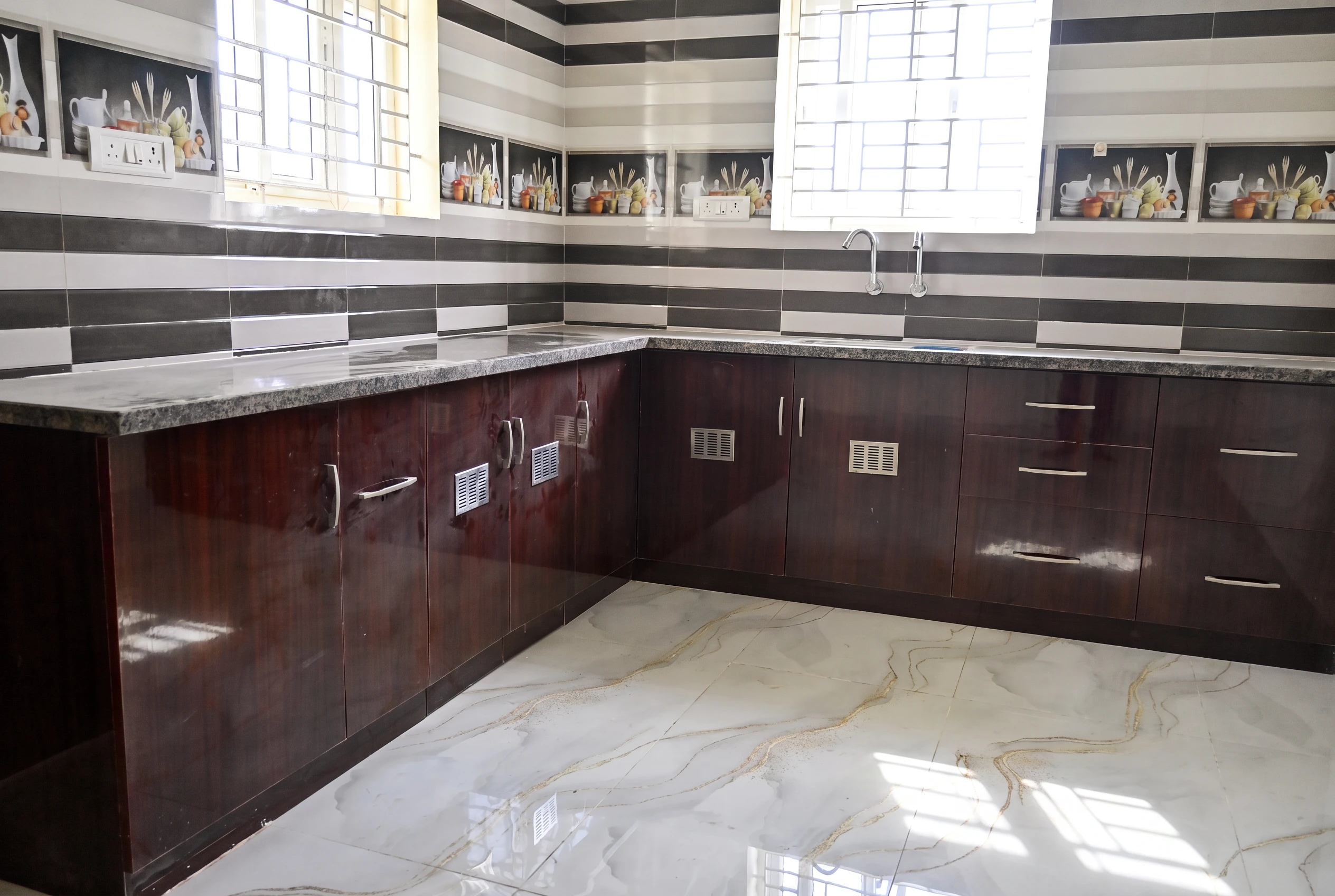 Mahalakshmi Apartments photo 4