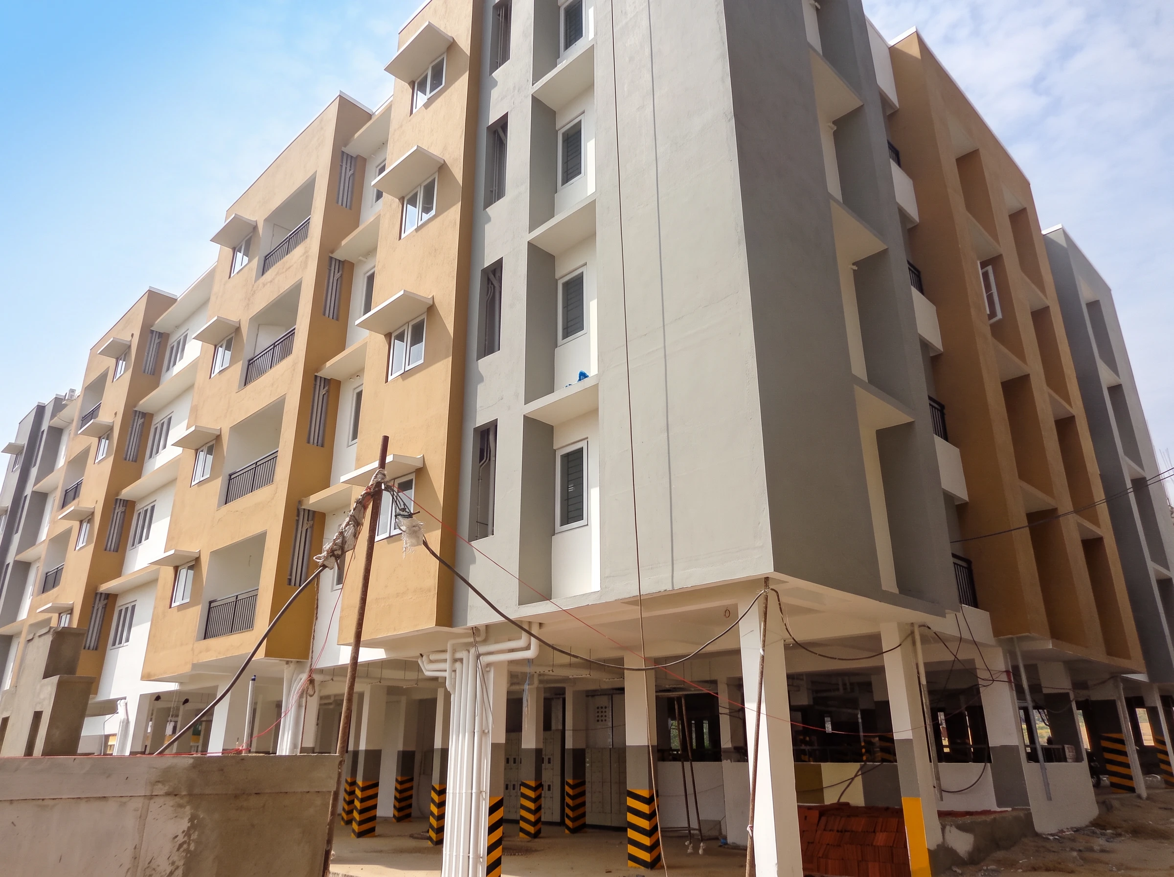 Grand Hill Apartments CBOU Enclave